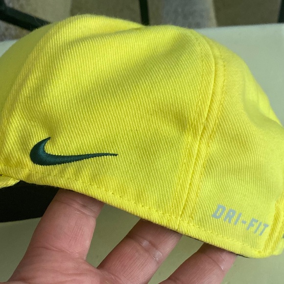 Nike Oregon Ducks Classic99 Yellow Hat, OS, Nice Condition - Picture 2 of 6
